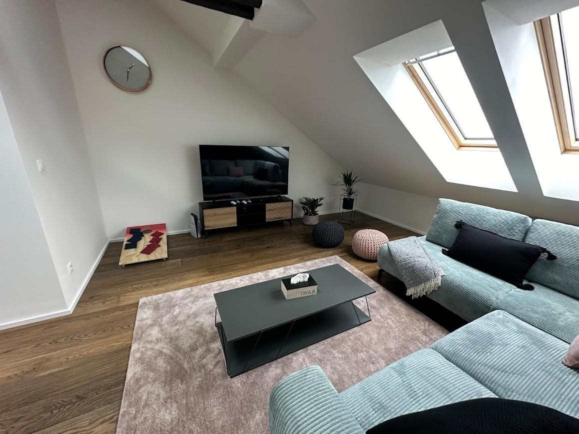 Loft Apartments Prag Exterior foto